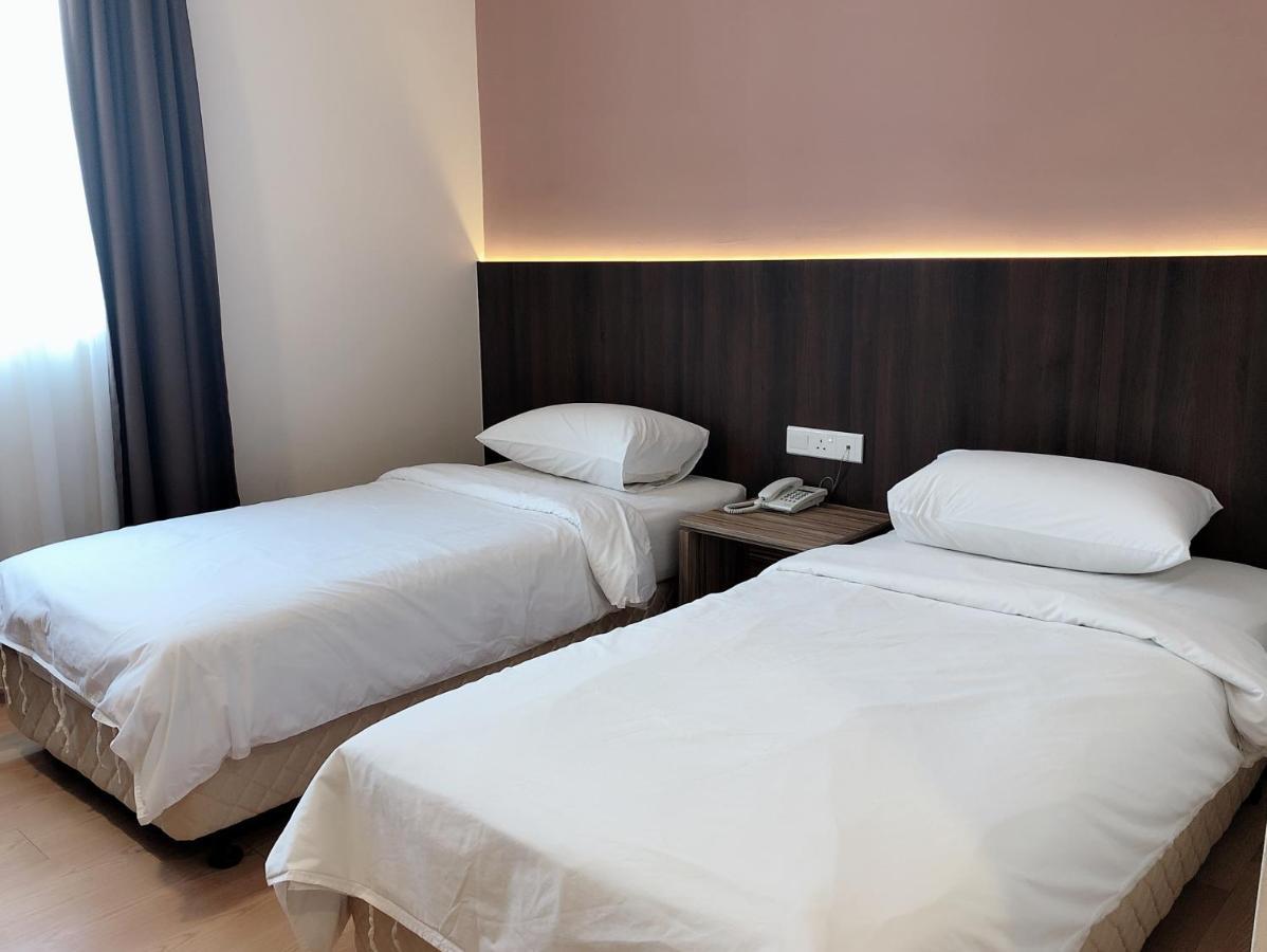 Tumike Hotel Бентонг Екстер'єр фото