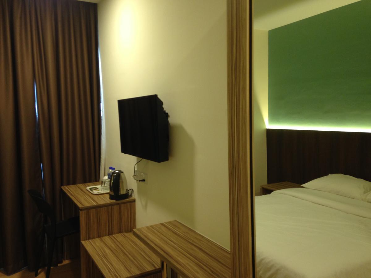 Tumike Hotel Бентонг Екстер'єр фото
