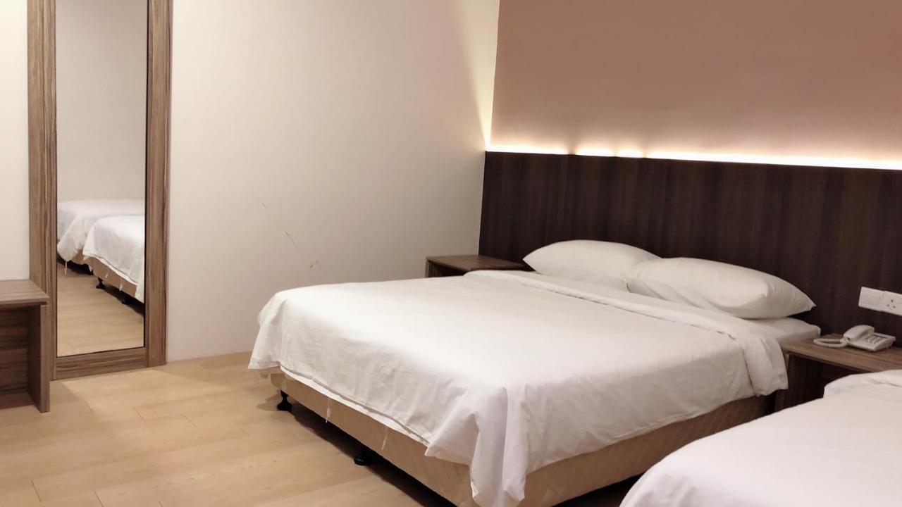 Tumike Hotel Бентонг Екстер'єр фото