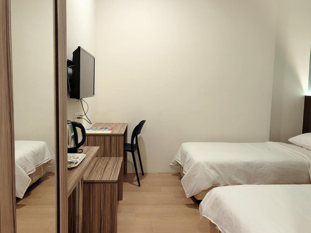 Tumike Hotel Бентонг Екстер'єр фото