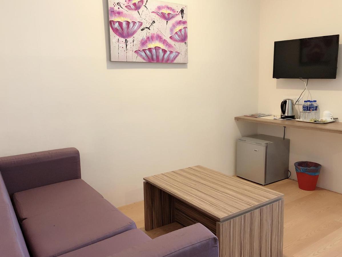 Tumike Hotel Бентонг Екстер'єр фото